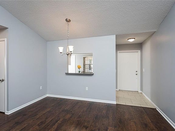 5th image of 10634 Wyndcliff Dr