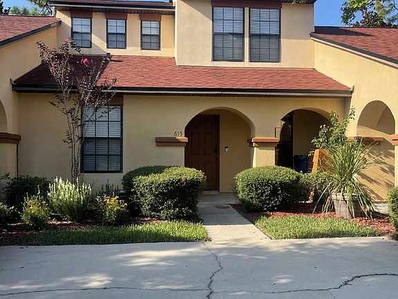 5th image of 615 Briar Way Ln