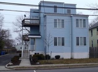 172 Central Ave, Metuchen, NJ 08840