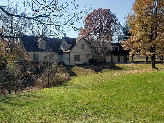 3rd image of 8621 Fawn Lake Cir