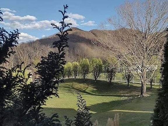 2nd image of 250 Hill Place Rd