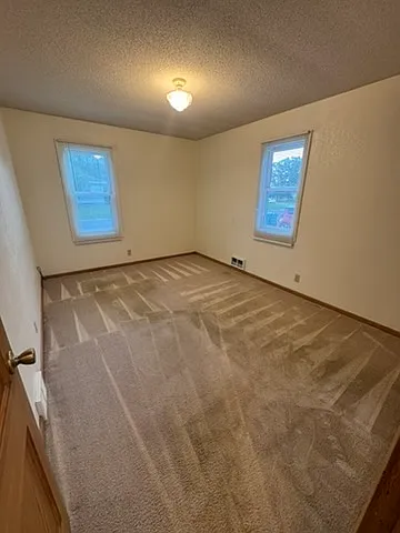 803 9th Ave NE #801 — Photo 5