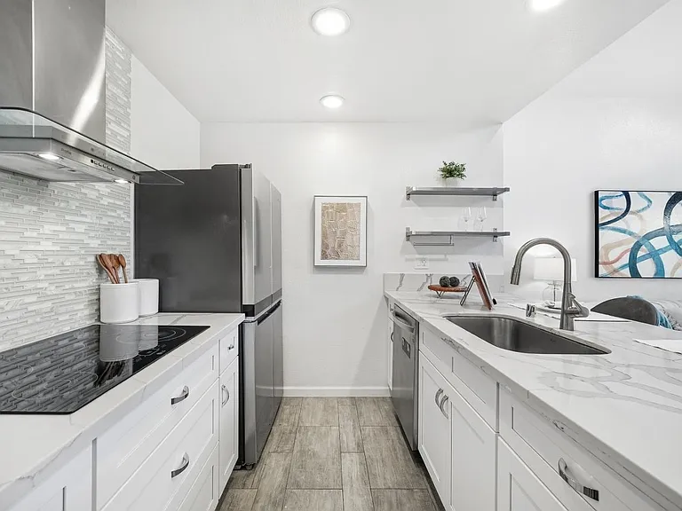4151 El Camino Way #M — Photo 13