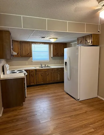 2301 Highland Ave — Photo 4