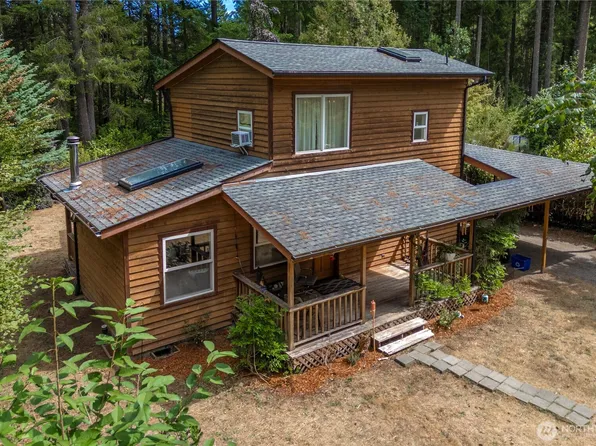 19409 17th St SW, Lakebay, WA 98349