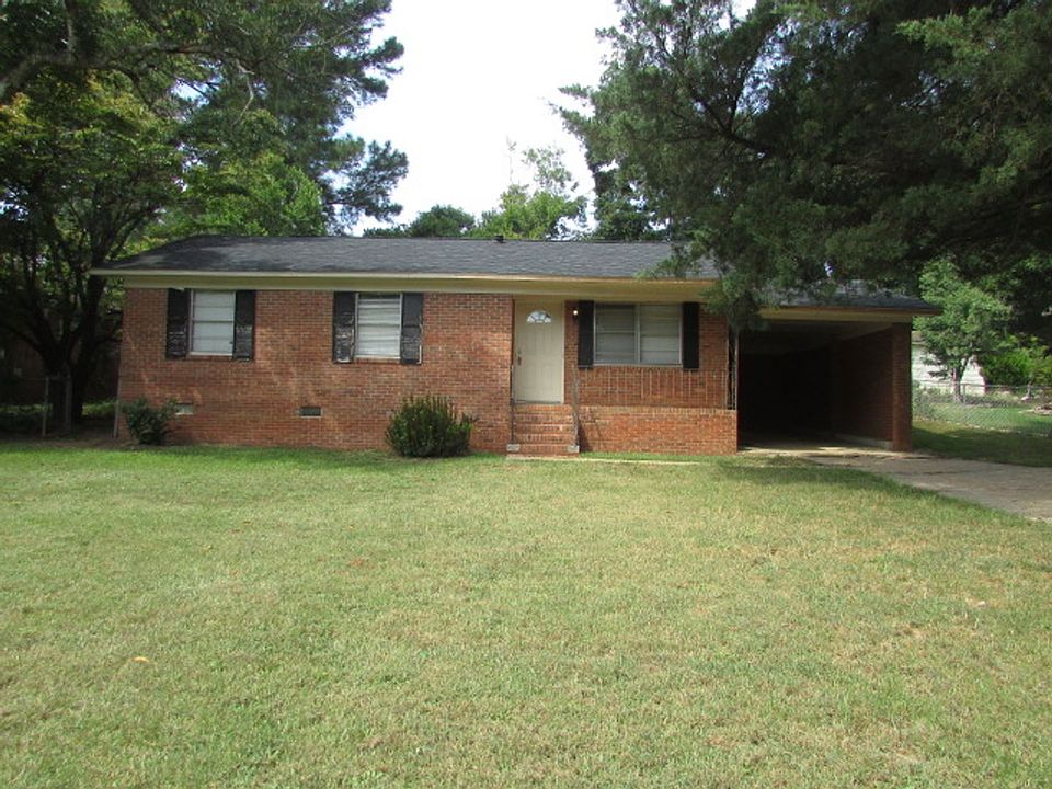 1st image of 2444 Derwent Dr