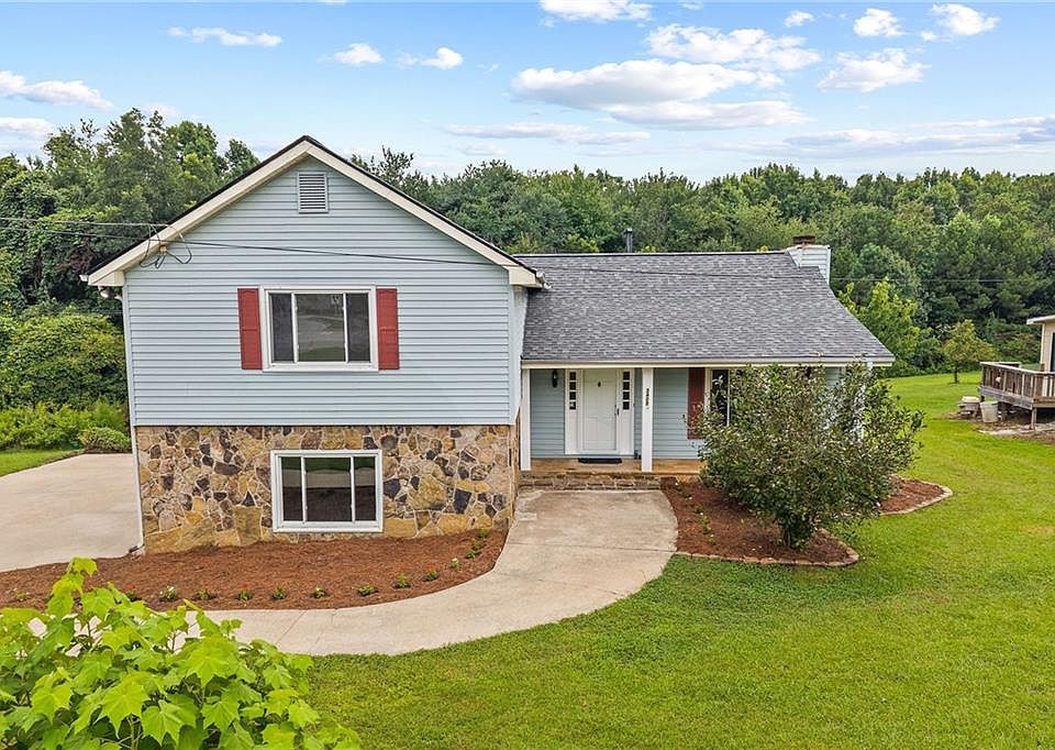 1st image of 3408 Hamilton Mill Rd