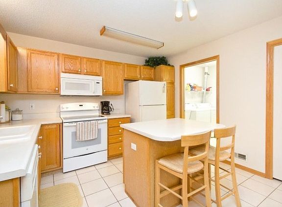 4th image of 10520 Meredith Dr APT 6