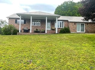 140 Super Hill Dr, Keokee, VA 24265