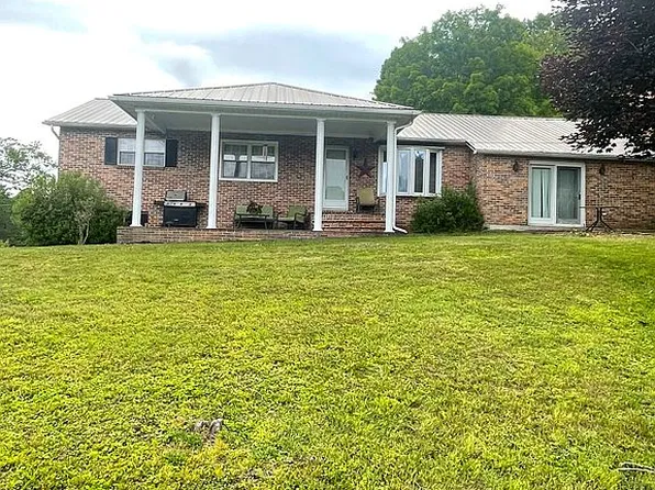 140 Super Hill Dr, Keokee, VA 24265