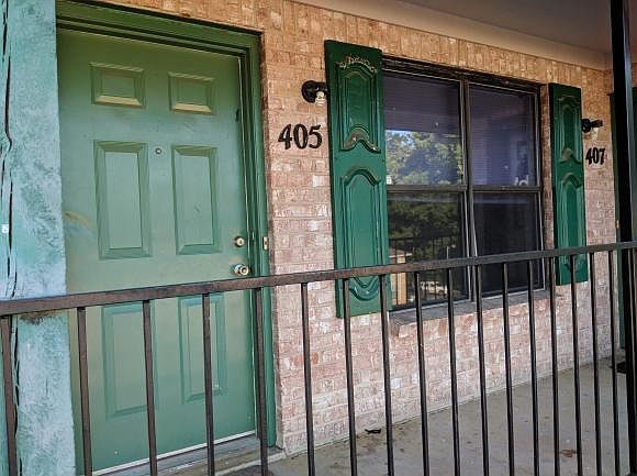 1st image of 4133 NE Stallings Dr
