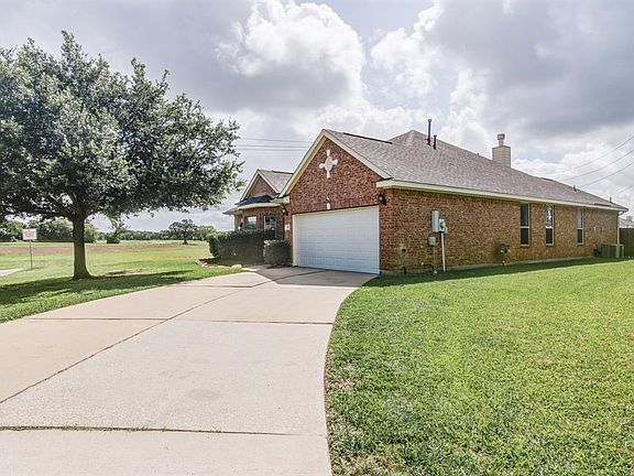 3rd image of 3601 Oak Bent Dr