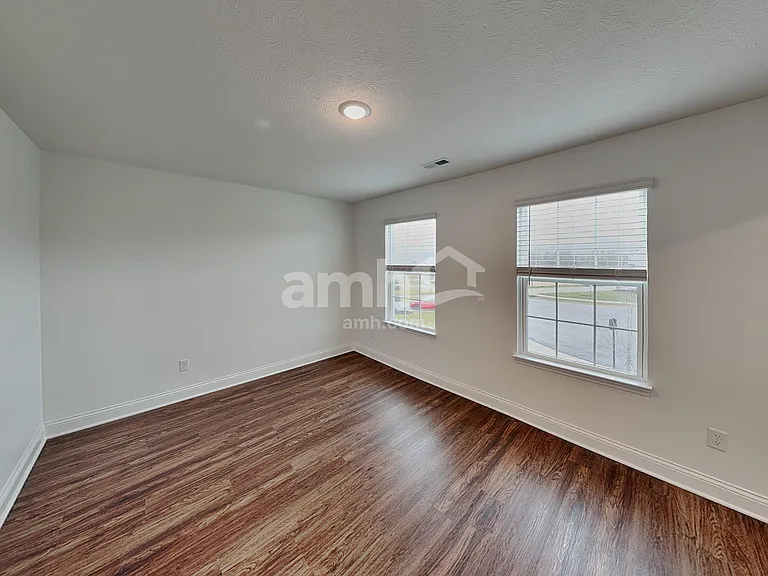 8308 Northpoint Dr — Photo 17
