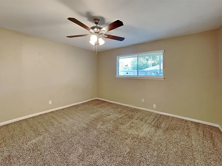 3202 Vandyke Dr — Photo 12