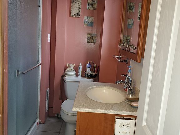 3rd image of 130 Cross St #132