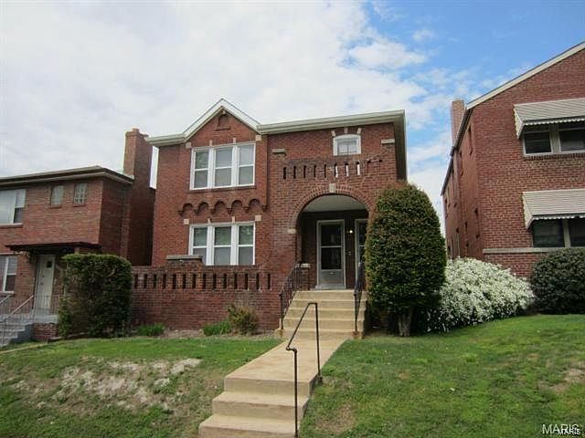 1st image of 3951 Dunnica Ave