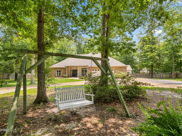 114 Sandstone Dr, Brandon, MS 39047