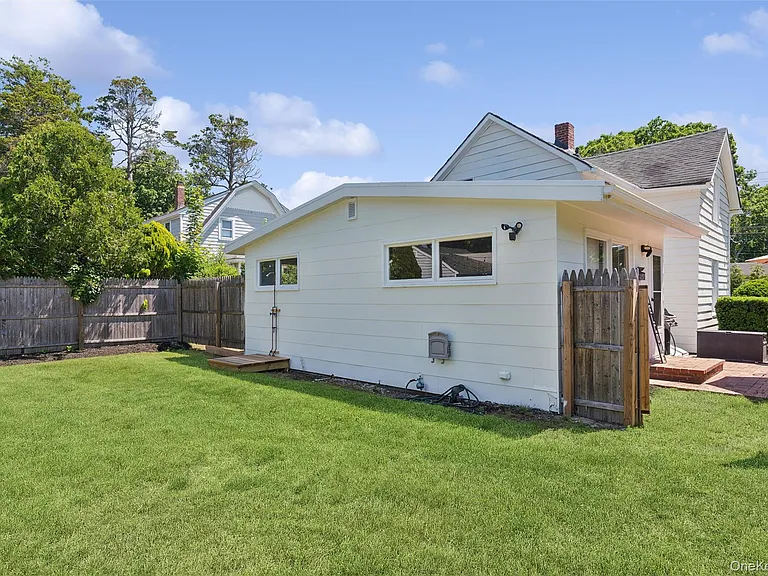243 Sunset Ave — Photo 31