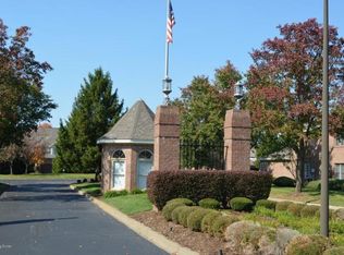 3517 Hurstbourne Ridge Blvd UNIT 17, Louisville, KY 40299