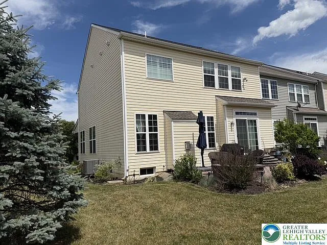 1428 Waterbury Rd — Photo 22