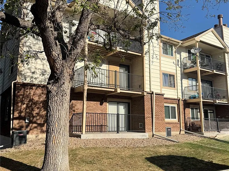 481 S Kalispell Way #102 — Photo 3