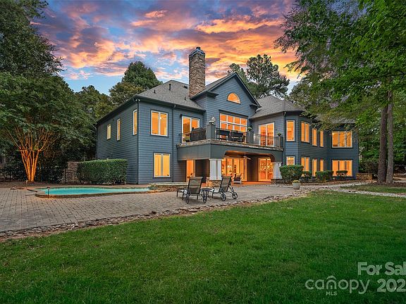 2nd image of 121 Marstons Mill Dr