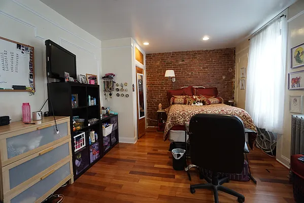 Rented by Corcoran | media 13