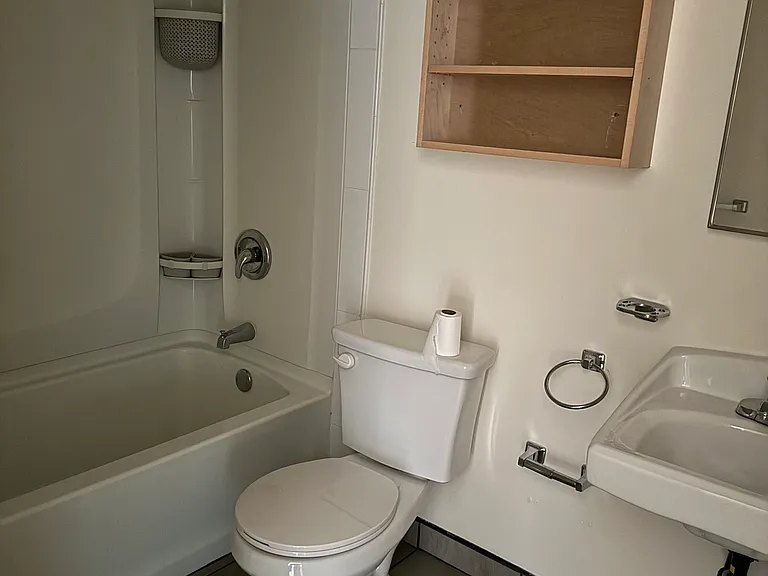 1145 W 119th Pl #5 — Photo 10