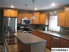 2nd image of 617 W Thomas Ave