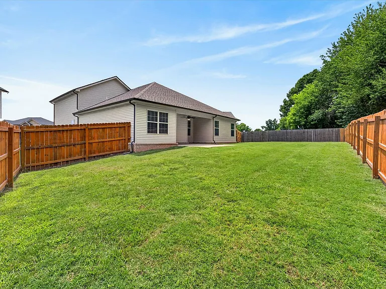 513 Wingfield Ct — Photo 39