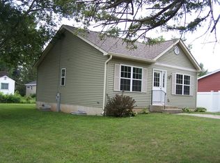 7117 Seminole Dr, Wonder Lake, IL