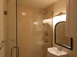 11 Fontainebleau Dr #M, New Orleans, LA 70125