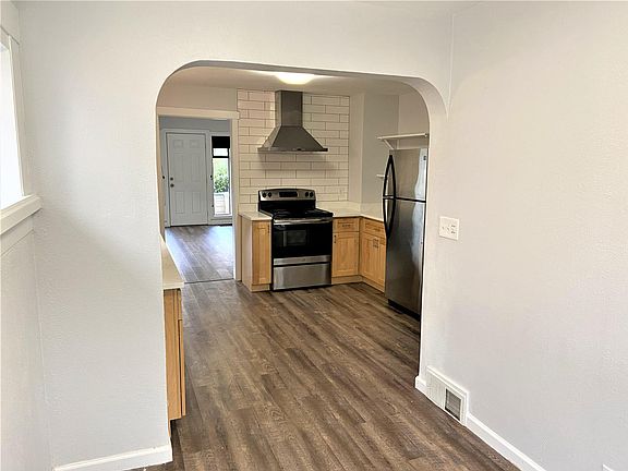 3rd image of 749 N 105th St #A