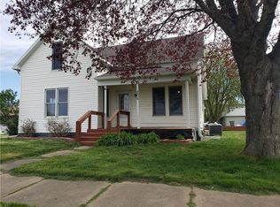 205 S Main St, Gilman, IA 50106
