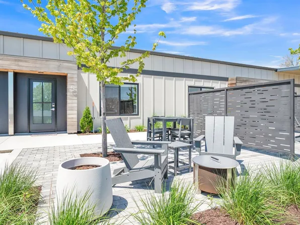 1103 Sanborn Ave Unit 5, Okoboji, IA 51355