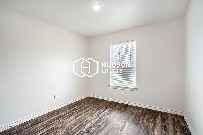 808 Walnut Ave — Photo 9