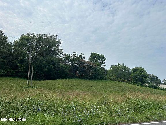 3rd image of Dr Thomas Walker Rd