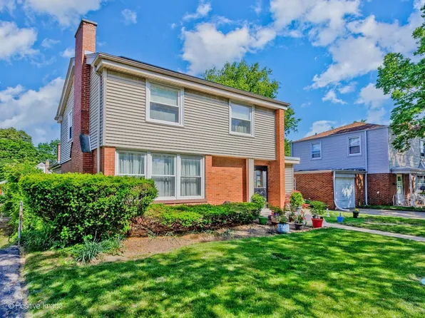 8517 N Crawford Ave, Skokie, IL 60076