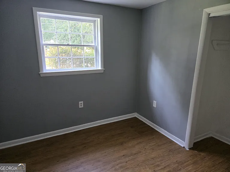 1387 Town Country Dr SE — Photo 16