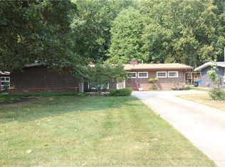 8996 Lindbergh Blvd, Olmsted Falls, OH 44138