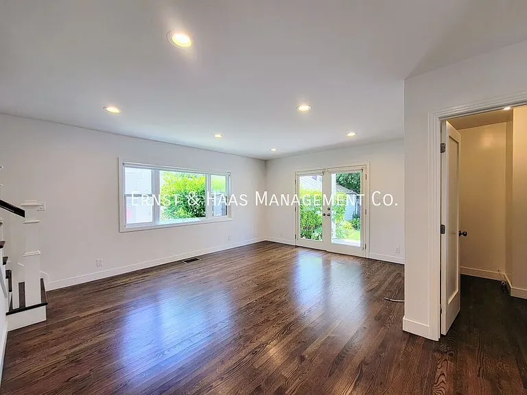 2227 Camden Ave — Photo 18