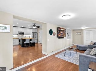 622 Timber Ln, Bluemont, VA 20135