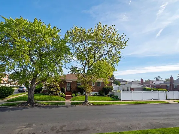 143-81 227th St #H, Springfield Gardens, NY 11413