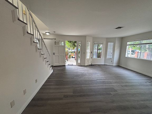 5th image of 512 Chestnut Ave #1