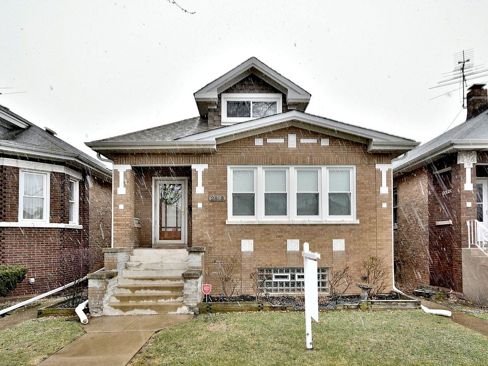 1st image of 2818 N 76th Ct