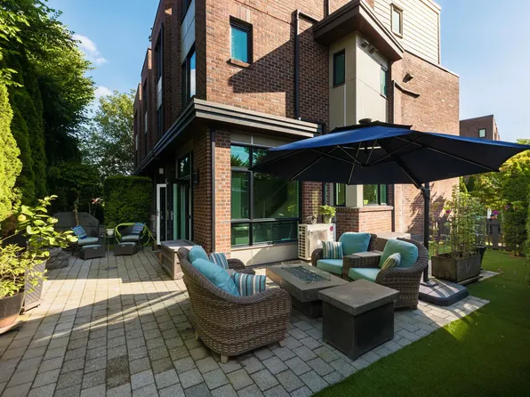 230 Salter St #13, New Westminster, BC V3M 0G1