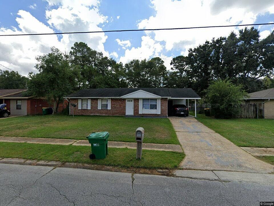 1st image of 15821 Waycross Dr