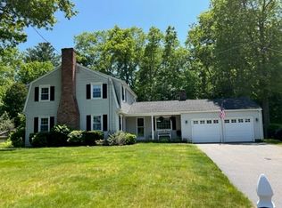 3 Brentwood Dr, Wilbraham, MA 01095