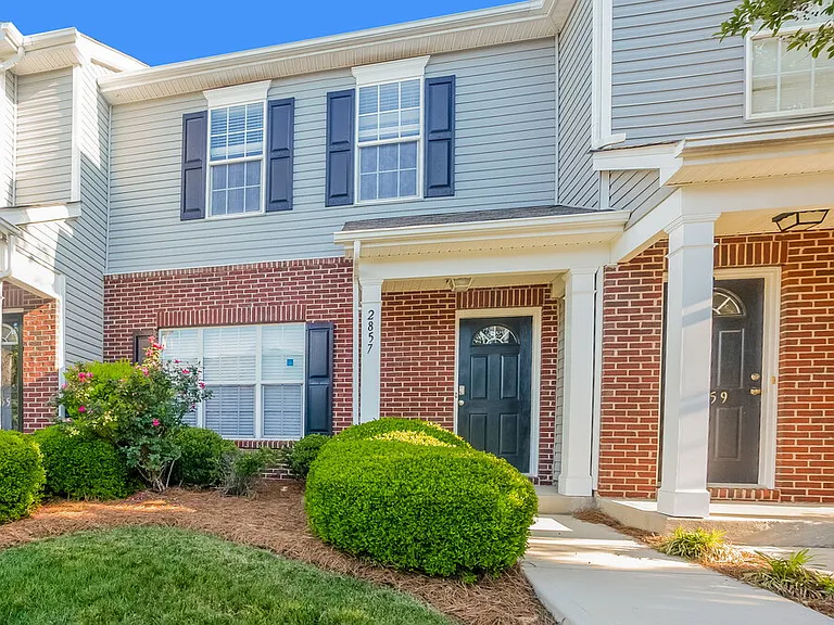 2857 Summergrove Ct — Photo 4