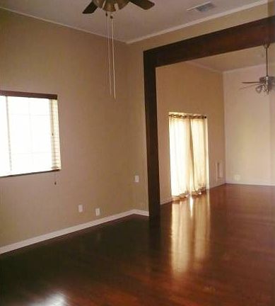 living room/dining room